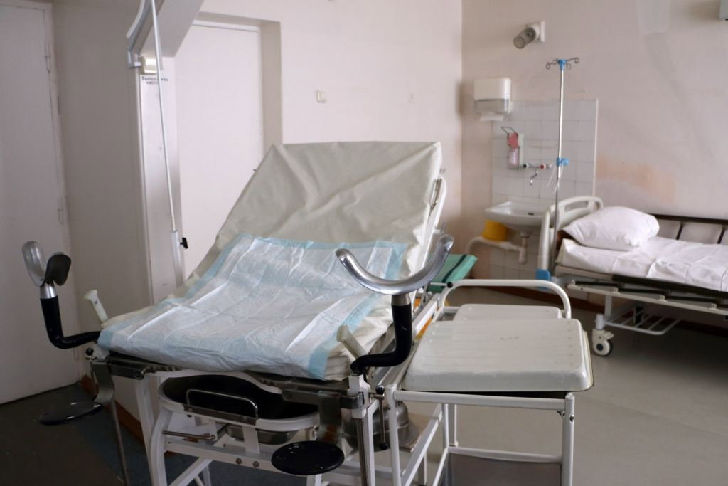 Prof. Chazan pozywa Ankę Grzybowską, która opisała jego zachowanie podczas pobytu w szpitalu