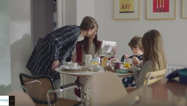 Równouprawnienie i podział obowiązków w reklamie Indesit