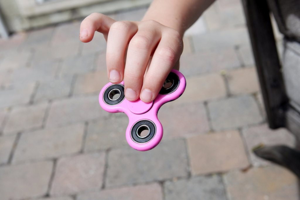 Fidget spinner to narzędzie szatana?