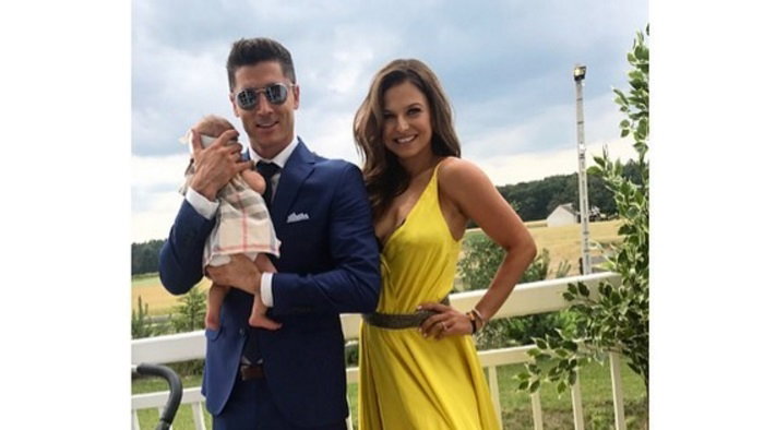 Lewandowscy z córką Klarą