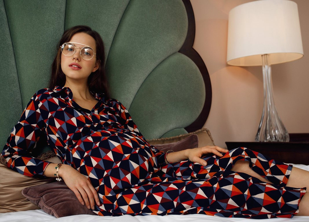 Sukienka ciążowa we wzory