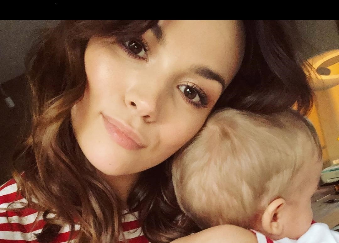 Paulina Krupińska z dzieckiem