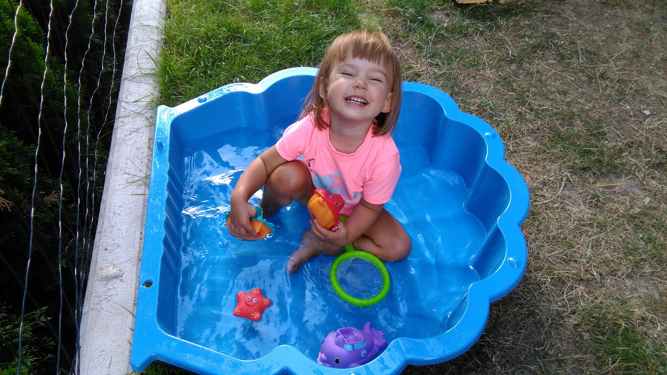 Test redakcyjny pieluch jednorazowych do kąpieli Pampers Splashers