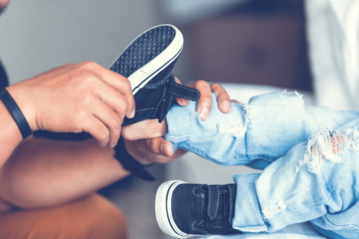Mierzenie butów, buty dla dziecka