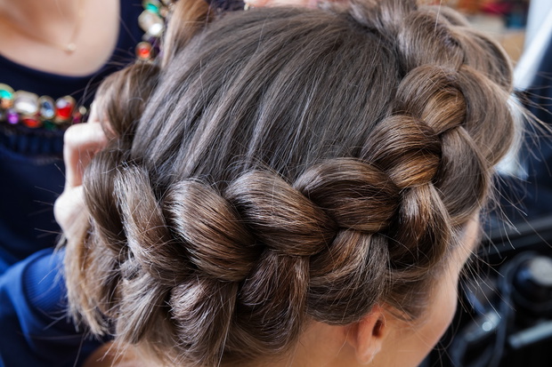 weave beautiful braids