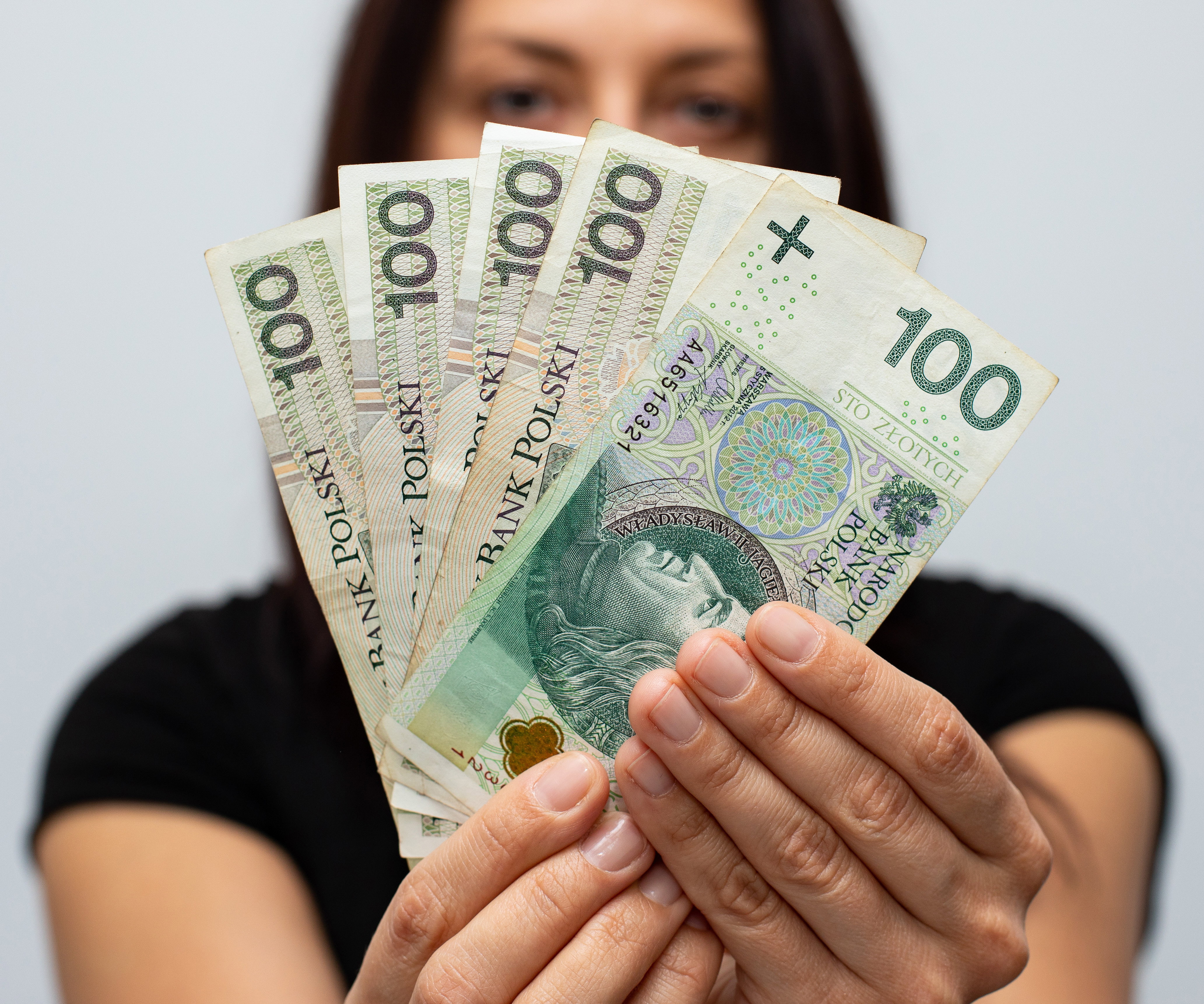 1000 zł na macierzyńskim