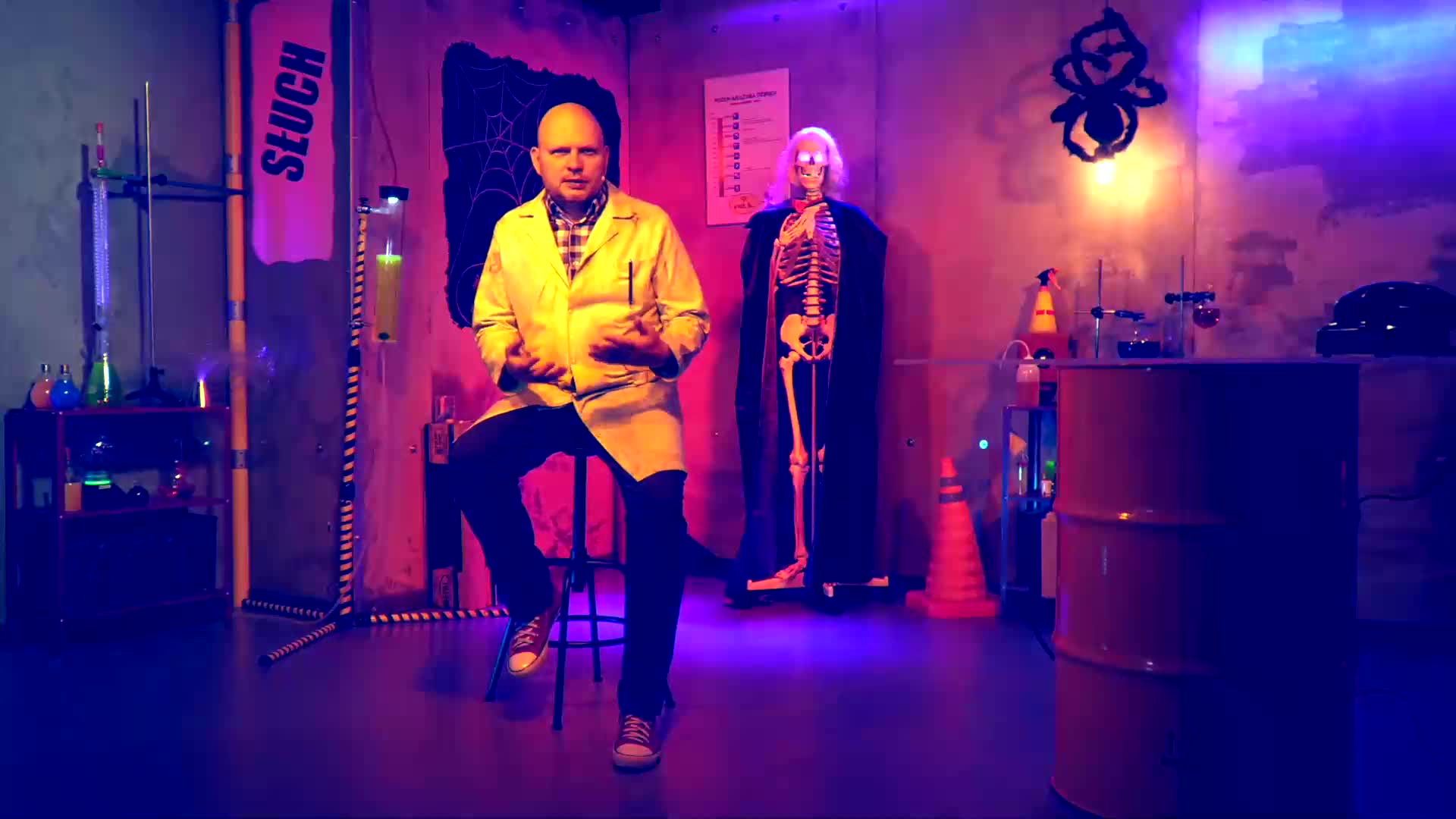Eksperymenty - zmysł słuchu. Straszne dźwięki