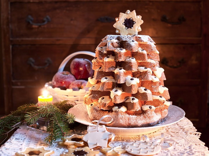 Choinka w śniegu