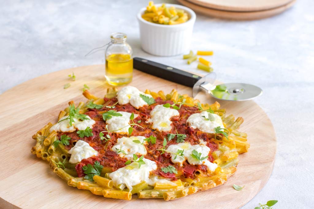 Pizza makaronowa