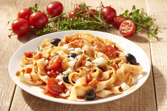 Tagliatelle w stylu srodziemnomorskim