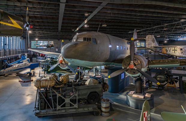 Lisunov Li-2
