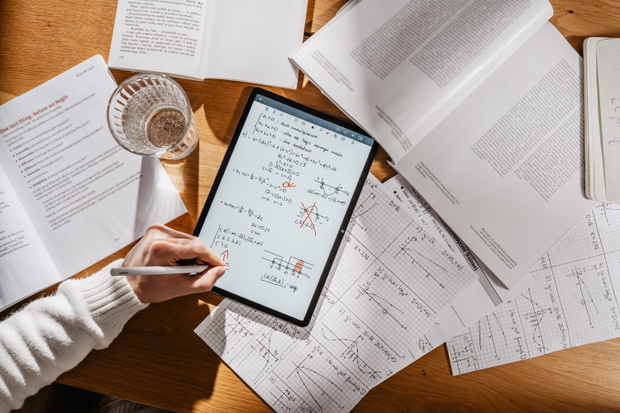 HUAWEI MatePad 11.5 PaperMatte - PL Lifestyle - 02 - eucation