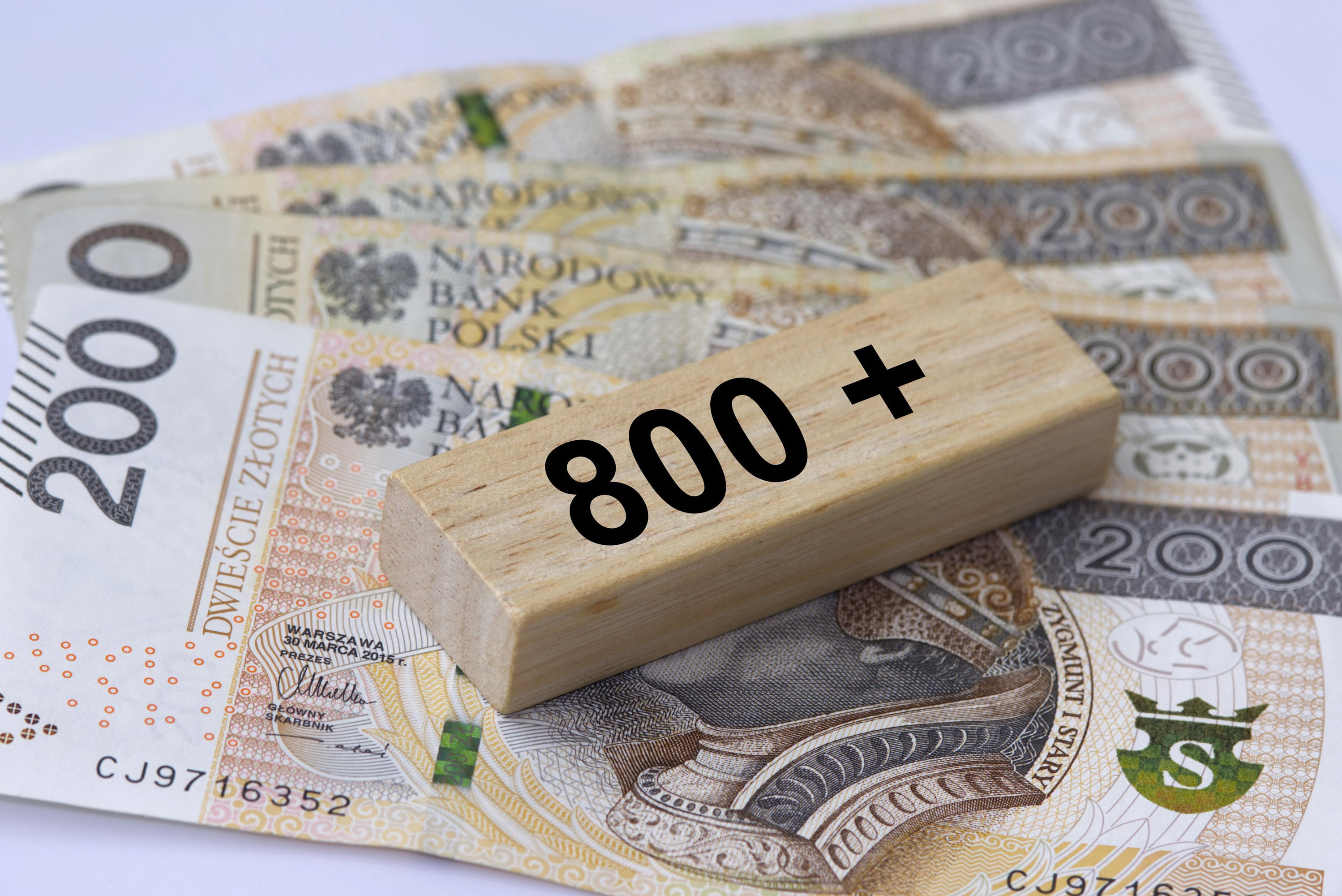 800plus