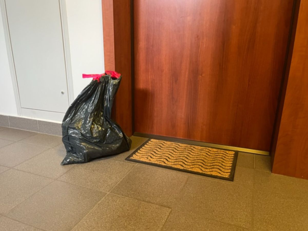 śmieci z pieluchami
