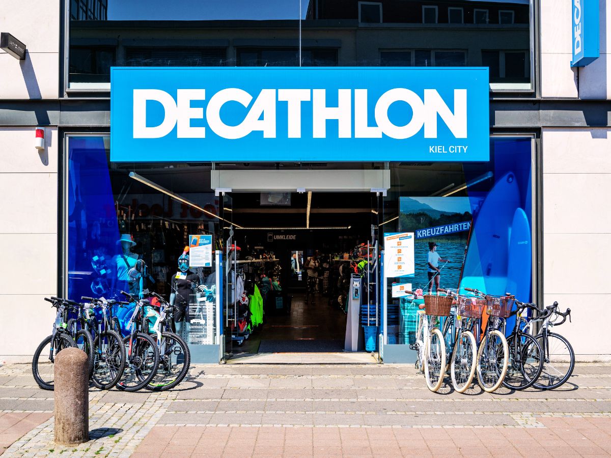 Scena z Decathlonu