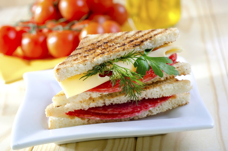 panini, kanapka na ciepło, kanapka grillowana, przepis na panini