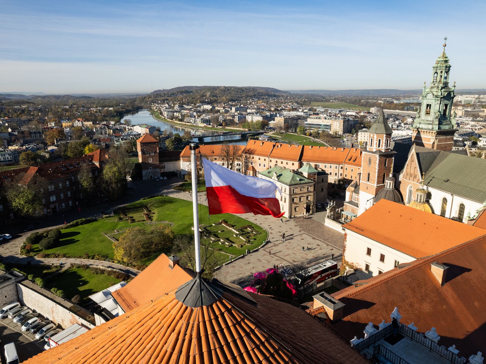 Flaga nad miastem