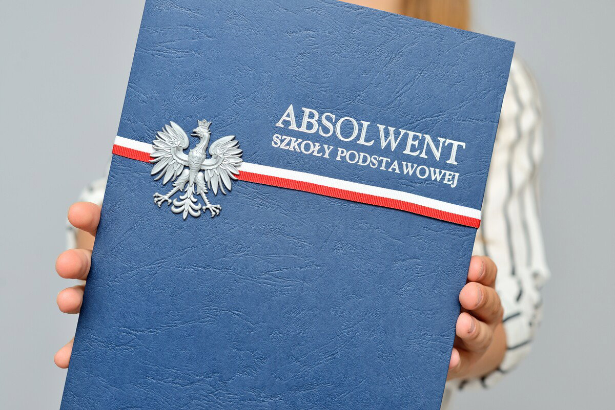 świadectwo z paskiem