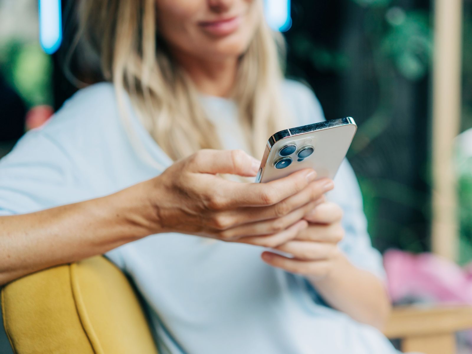 korepetytorka podczas wakacji dostała SMS-a od matki ucznia