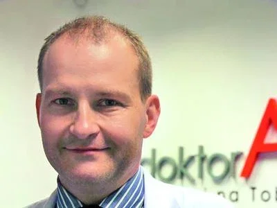 dr n. med. Adam Zieliński