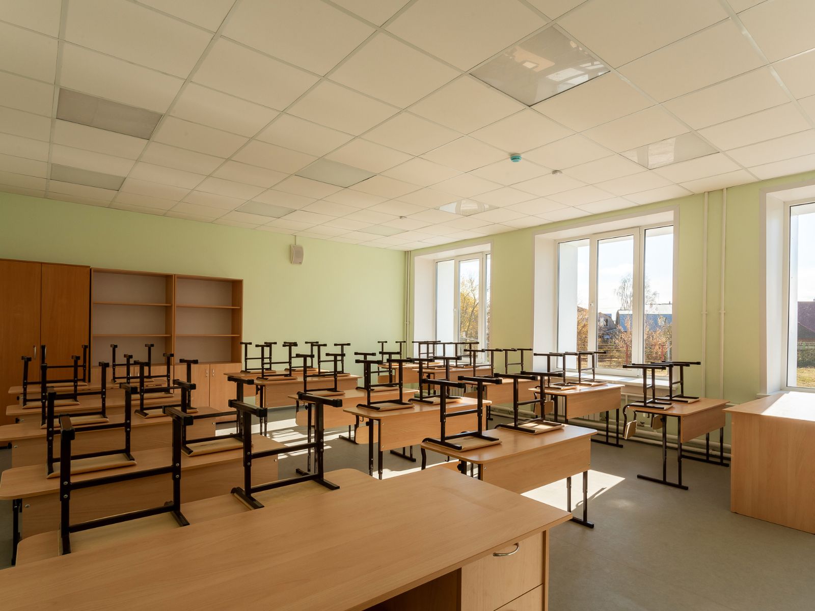 pusta klasa w szkole 14 października