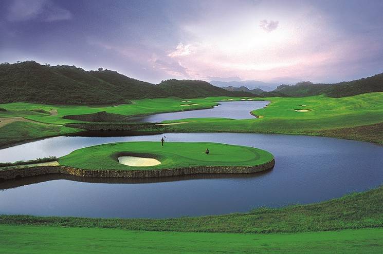 pole_golfowe