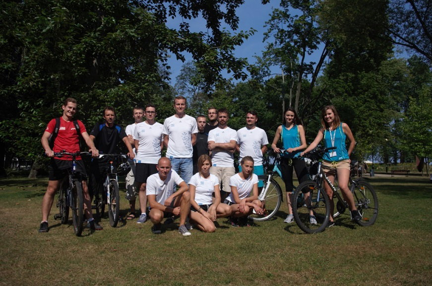 Rowerzysci_Blue_Media