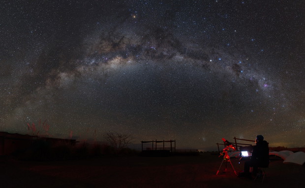 Eternity and Astrophotographer © Yuri Zvezdny