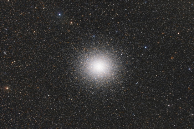 The Magnificent Omega Centauri © Ignacio Diaz Bobillo