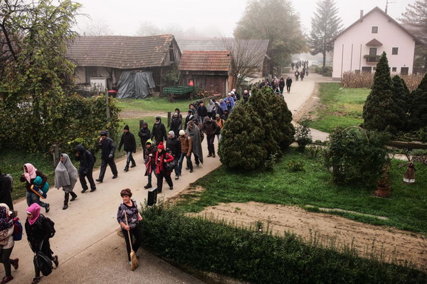 03refugeesslovenia.ngsversion.1446138006608.adapt.1190.1