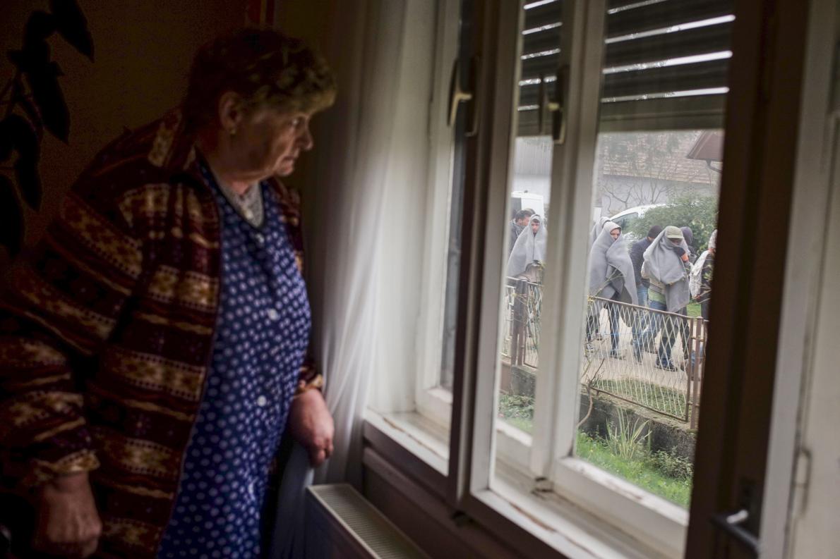 12refugeesslovenia.ngsversion.1446138007942.adapt.1190.1