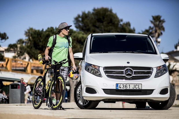 Mercedes V