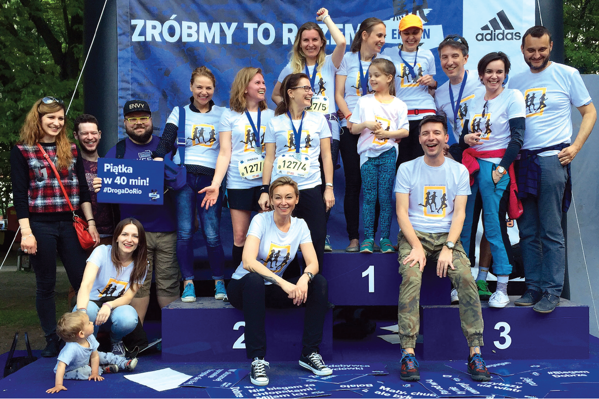 Ekipa Travelera podczas sztafety maratońskiej Ekiden.
