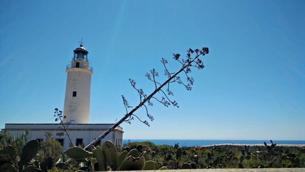 Faro de la Mola - najbardziej odległy punkt