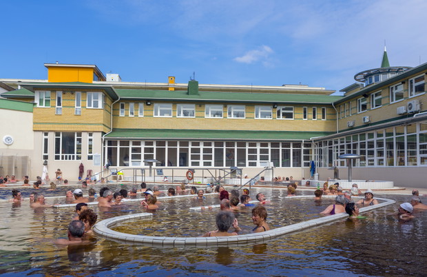 4. HajdÚszoboszló