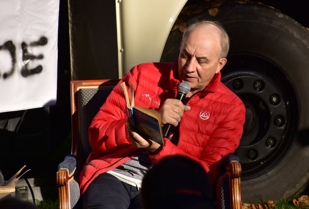 Leszek Cichy w czasie Festiwalu Górskiego w Lądku Zdroju (fot. Albin Marciniak/East News)