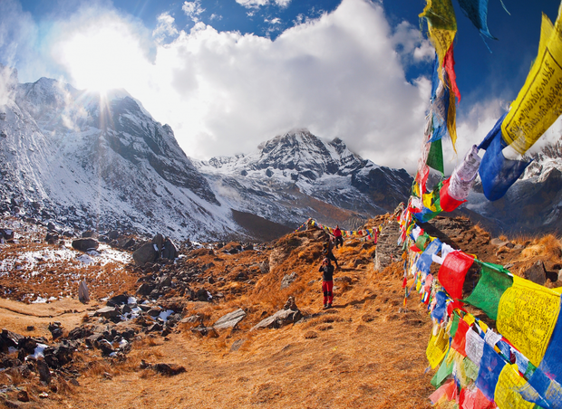 Szczyt Qongmu Gangri (7048 m n.p.m.) na trasie Lhasa – Xigaze.