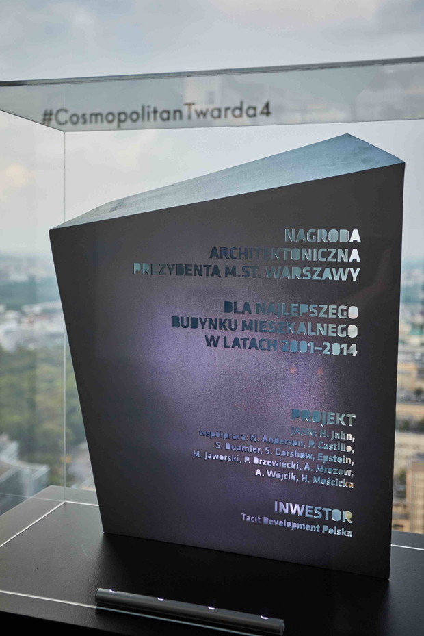Helmut Jahn odebrał nagrodę za za projekt apartamentowca Cosmopolitan Twarda 4