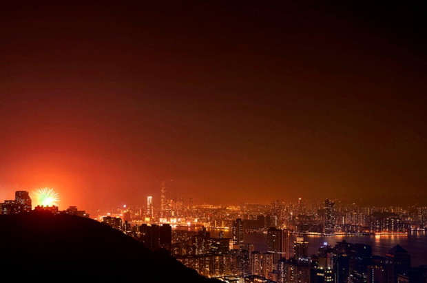 Hong Kong: Ludzkie fermy. Jak wygląda życie w klatce FOTOREPORTAŻ