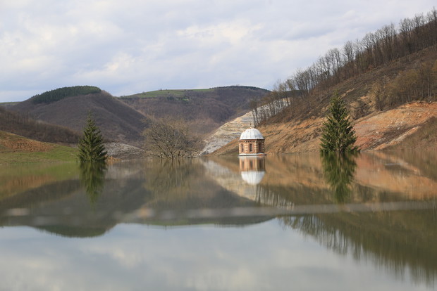 Cerkiew we wsi Tubravić