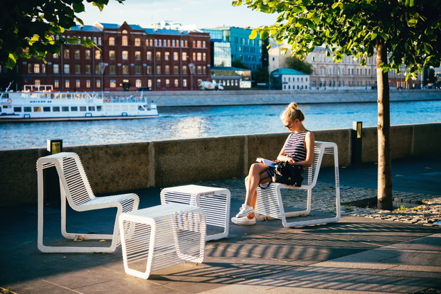 Deptak nad rzeką Moskwą.