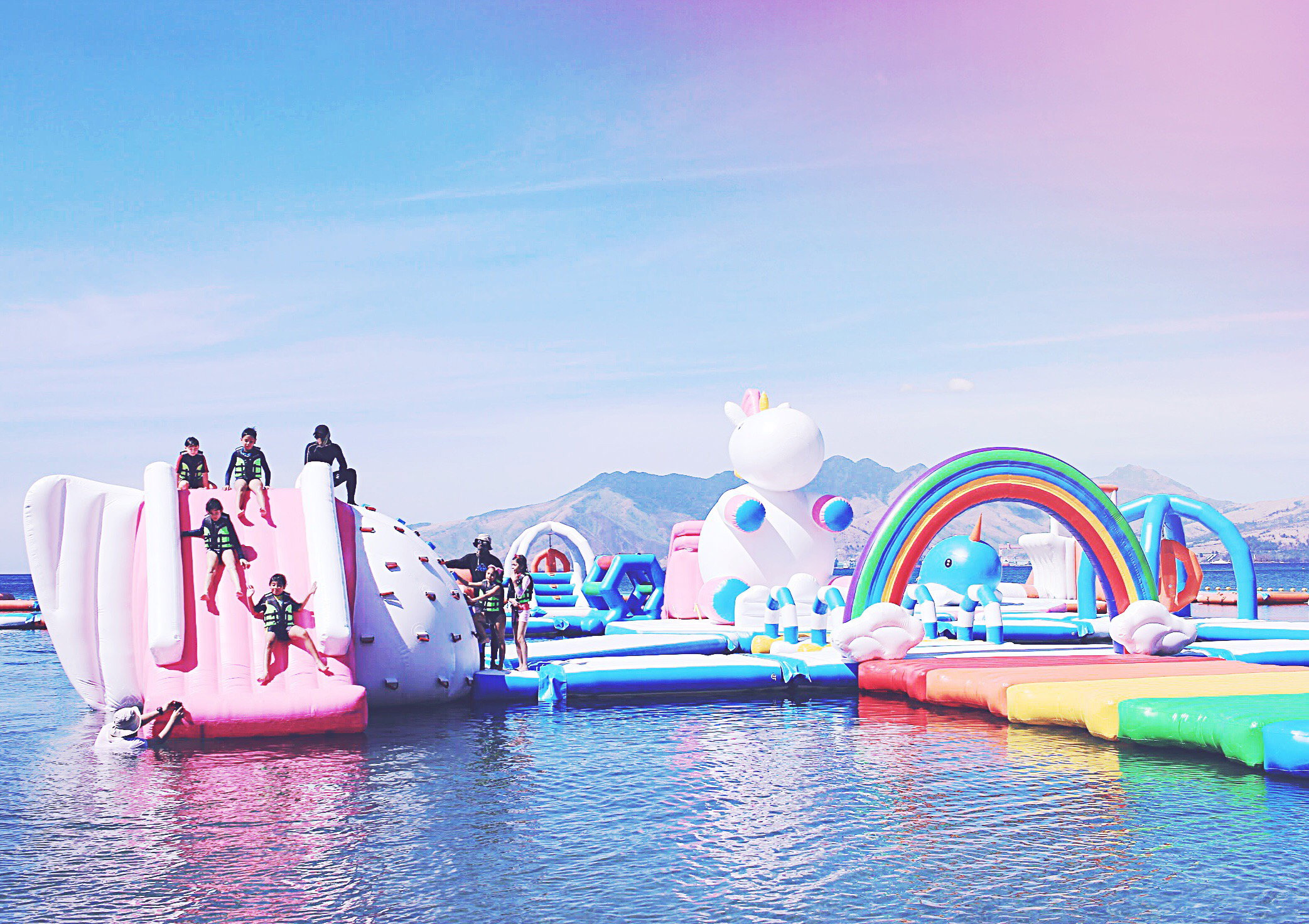 Inflatable Island