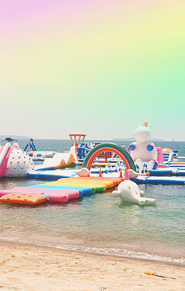 Inflatable Island