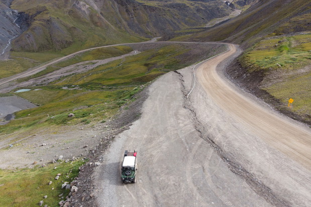 DEFE na drodze numer 11 (Dalton Hwy) z Fairbanks do Deadhorse.