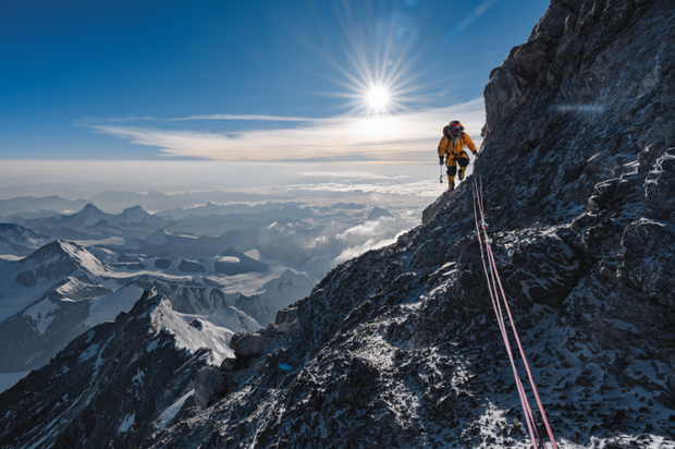 Wielka tajemnica Everestu. Kto NAPRAWDĘ był pierwszym zdobywcą góry gór?