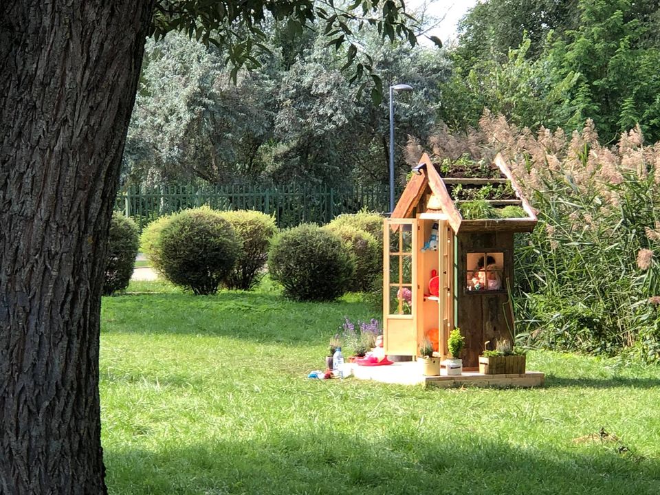 Chatki, które uczą idei dzielenia się