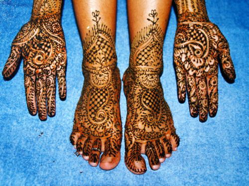 Henna_na_stopach_i_dloniach