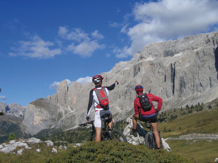 BikeTourSellaRondaSmall
