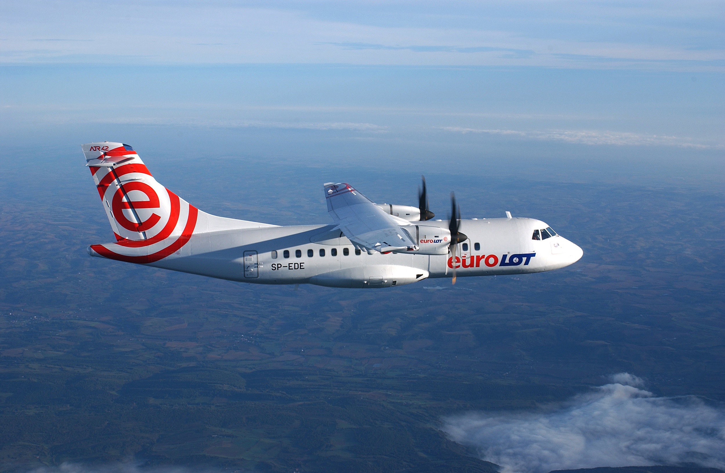 Samolot_ATR_42