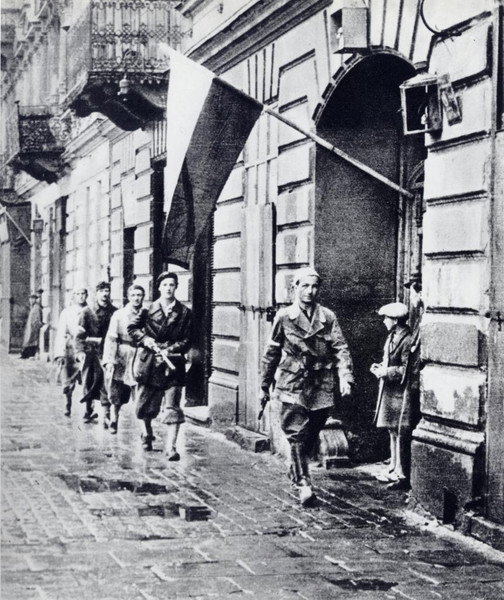 Powstanie_warszawskie_9aee813b12